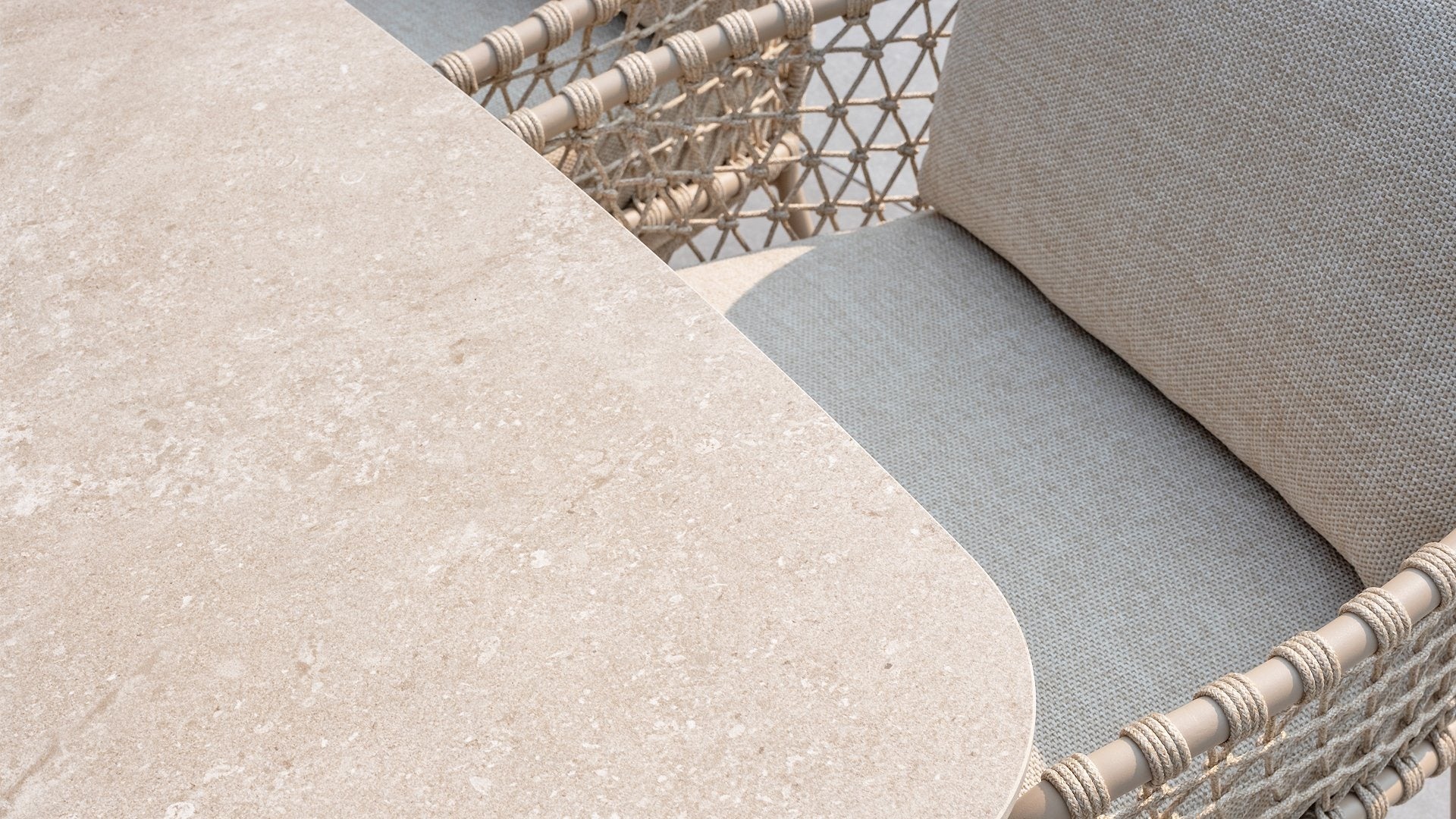 4 Seasons Outdoor Sardinia Low Dining 6 Seat With Nevada Dining Table