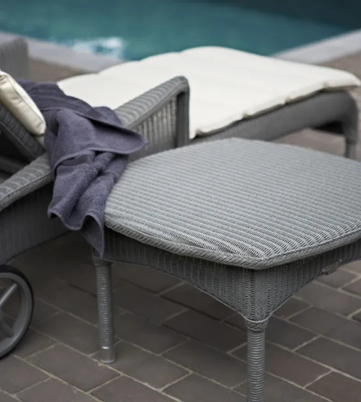 Vincent Sheppard Dovile side table