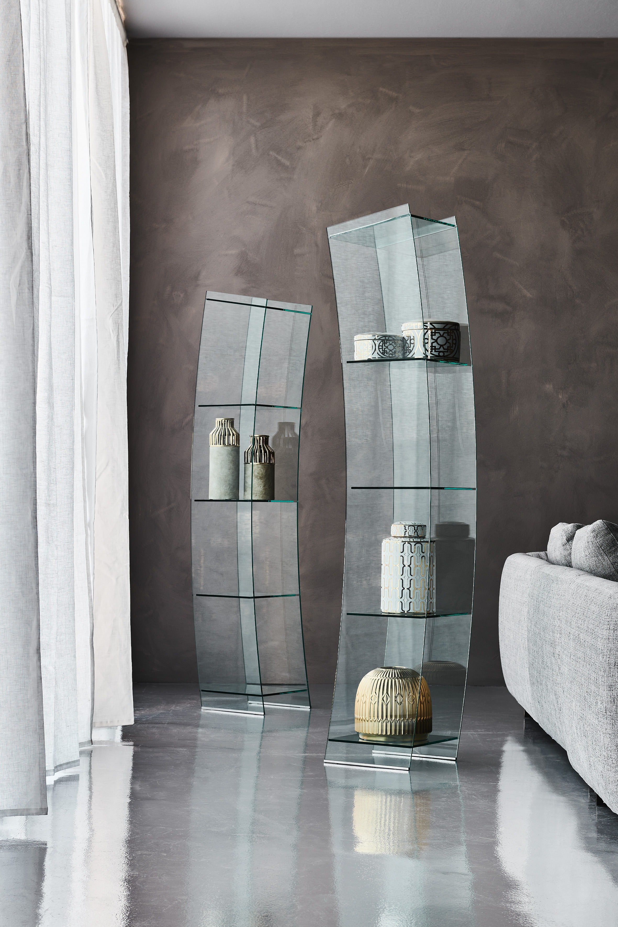 Cattelan Italia Open Wind Showcase In Clear Glass
