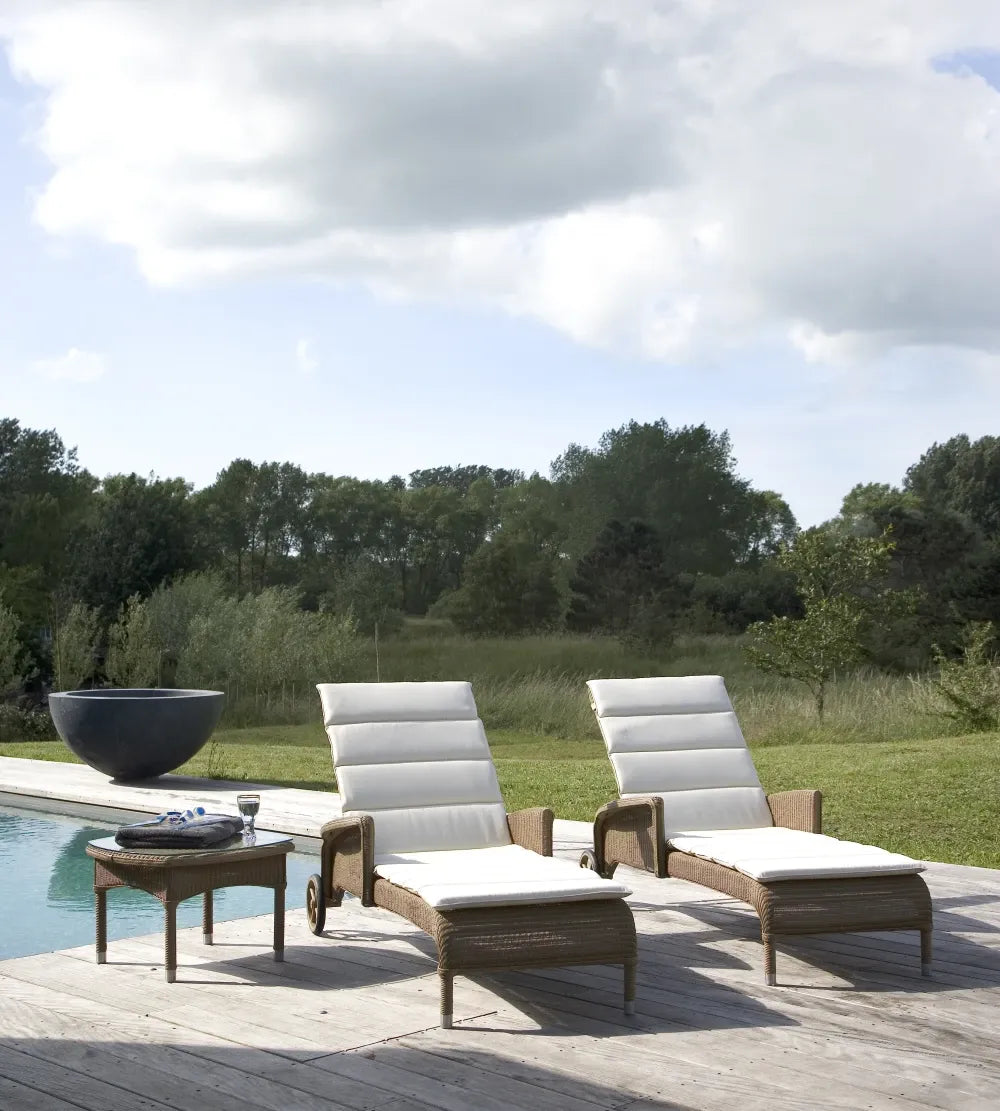 Vincent Sheppard Dovile Sunlounger with Arms