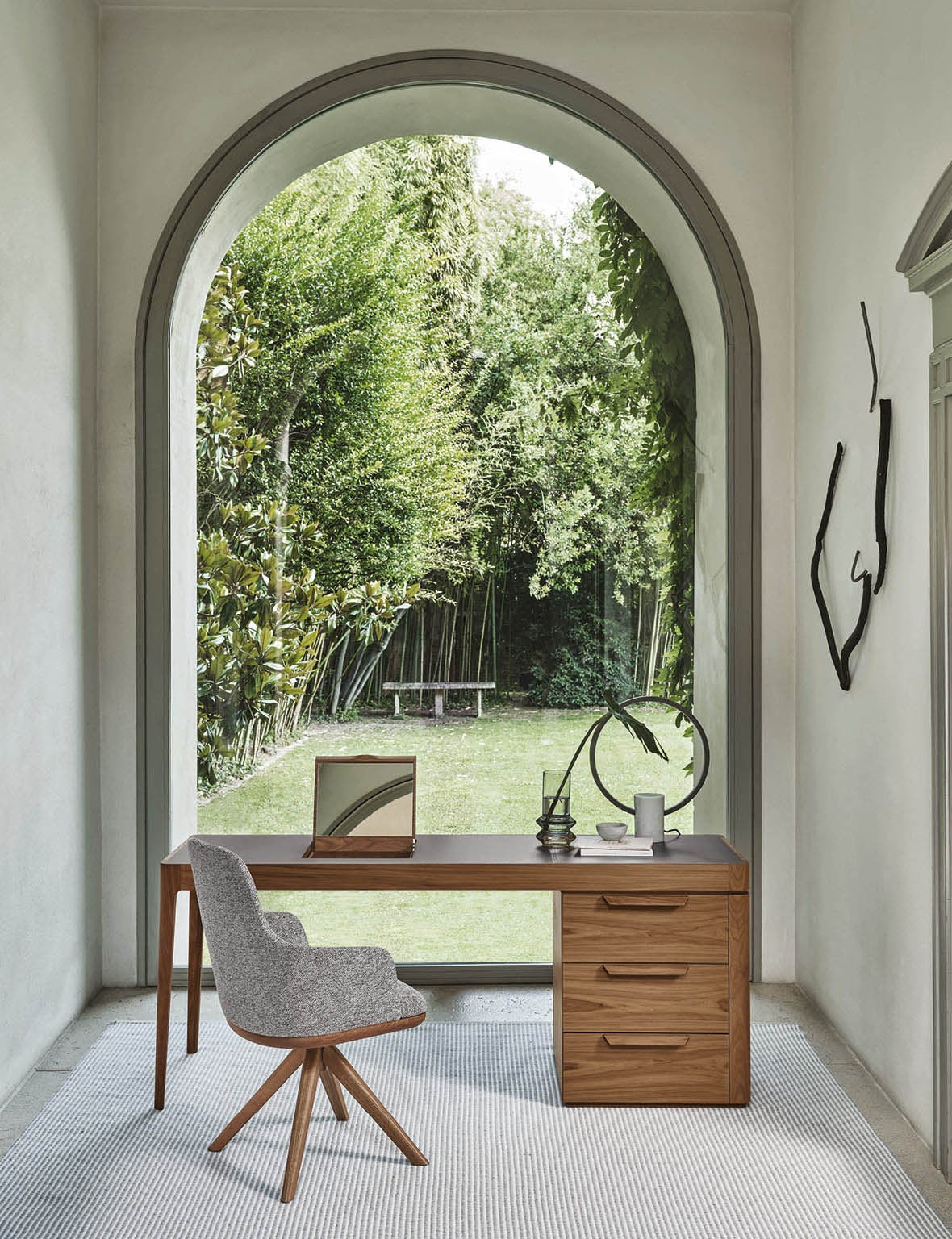 Porada Aphrodite Bijoux Writing Desk