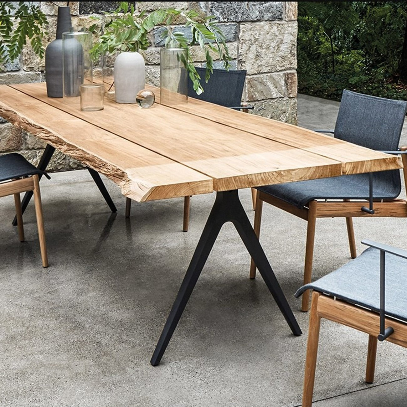 Gloster RAW Dining Tables