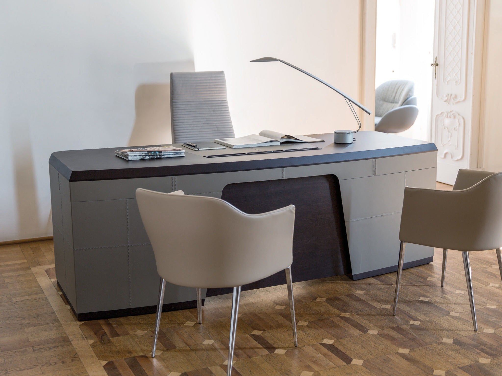 Porada Flavio Desk