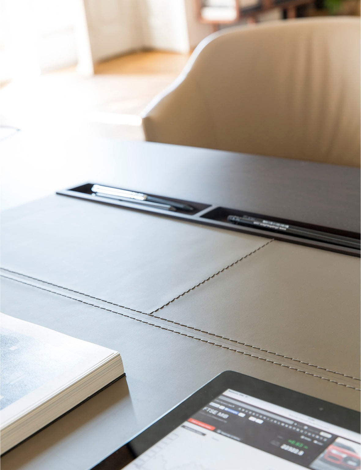 Porada Flavio Desk