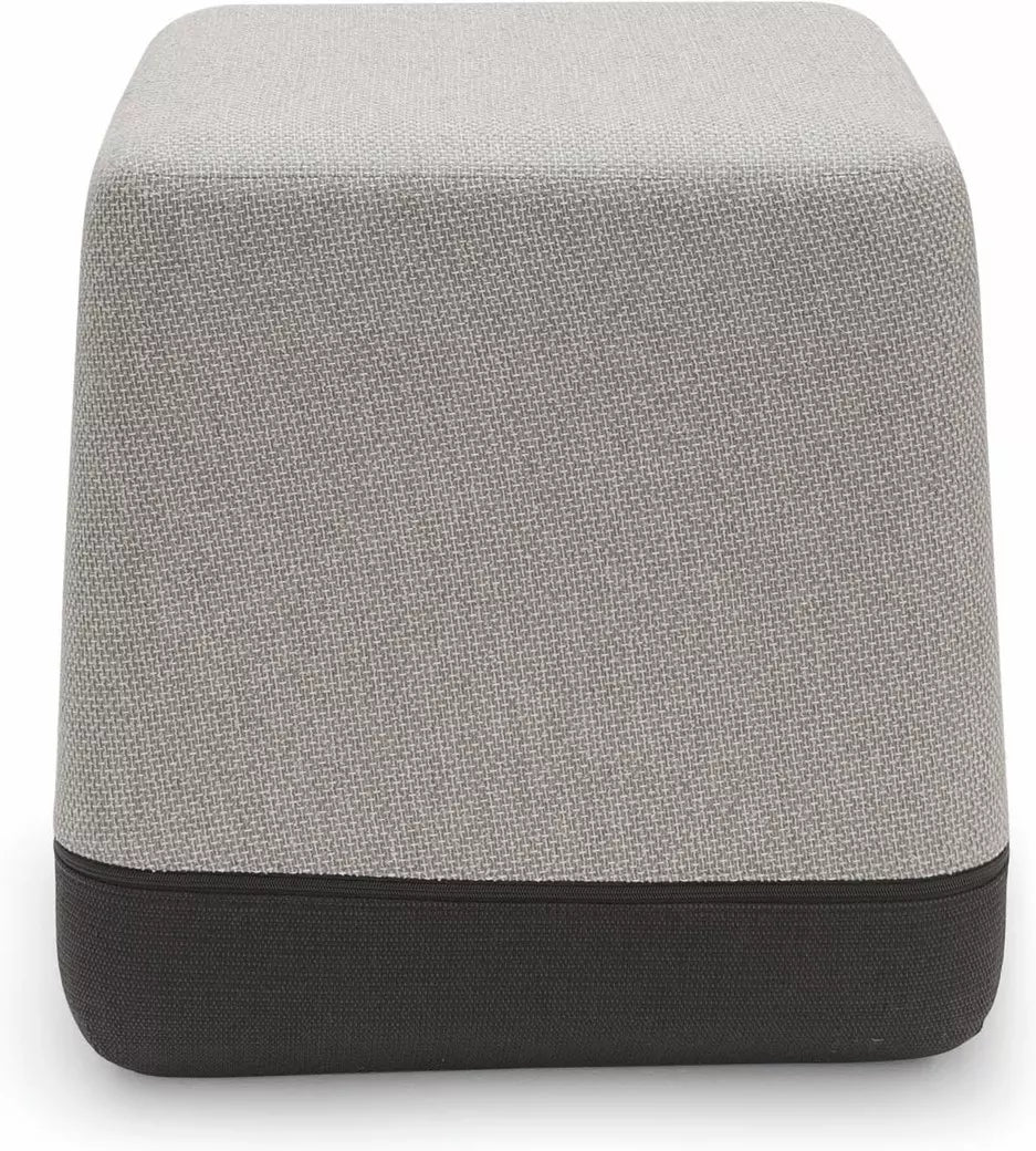 Manutti Kumo pouf Milestone