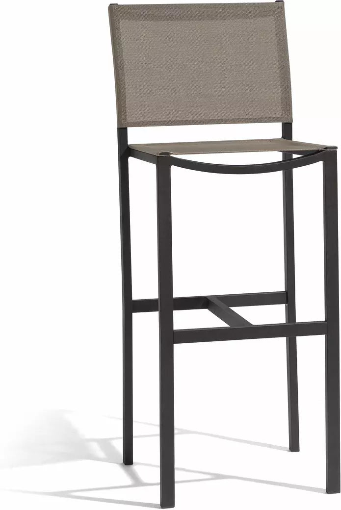 Manutti Latona Barstool – Counter Height (98 cm)