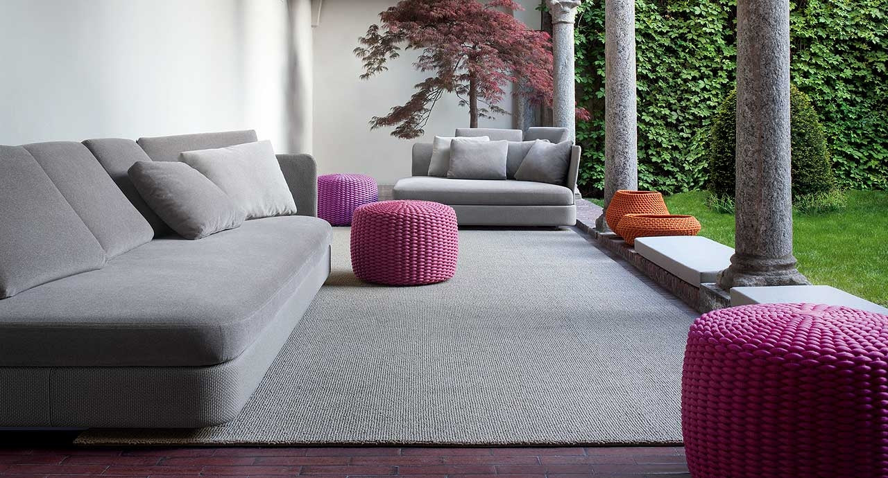 Paola Lenti Nido Poufs