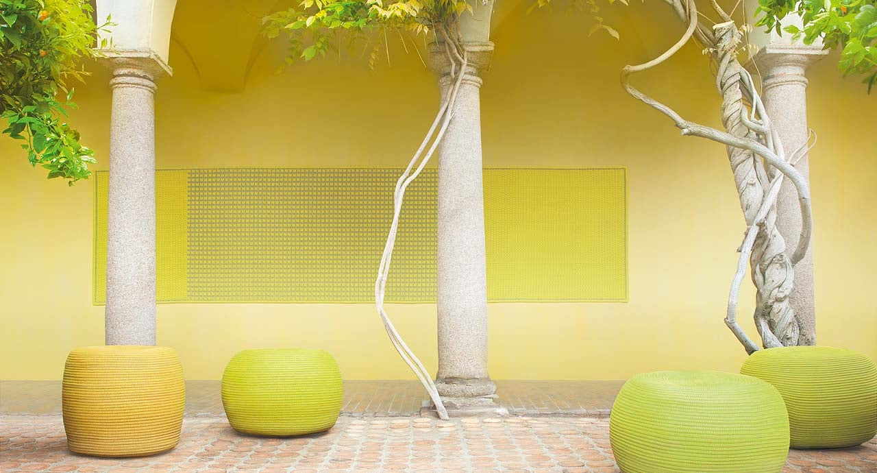 Paola Lenti Otto Poufs