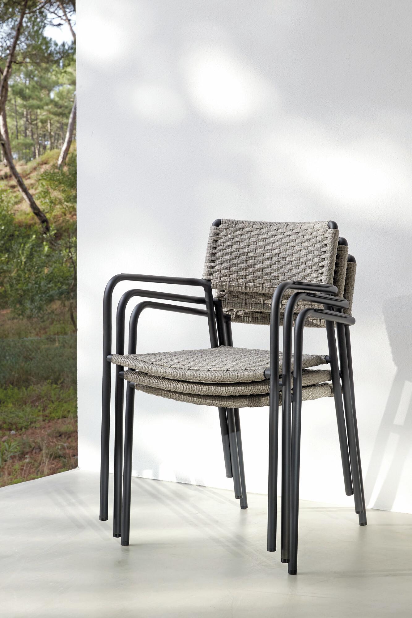 Manutti Echo Dining Chair