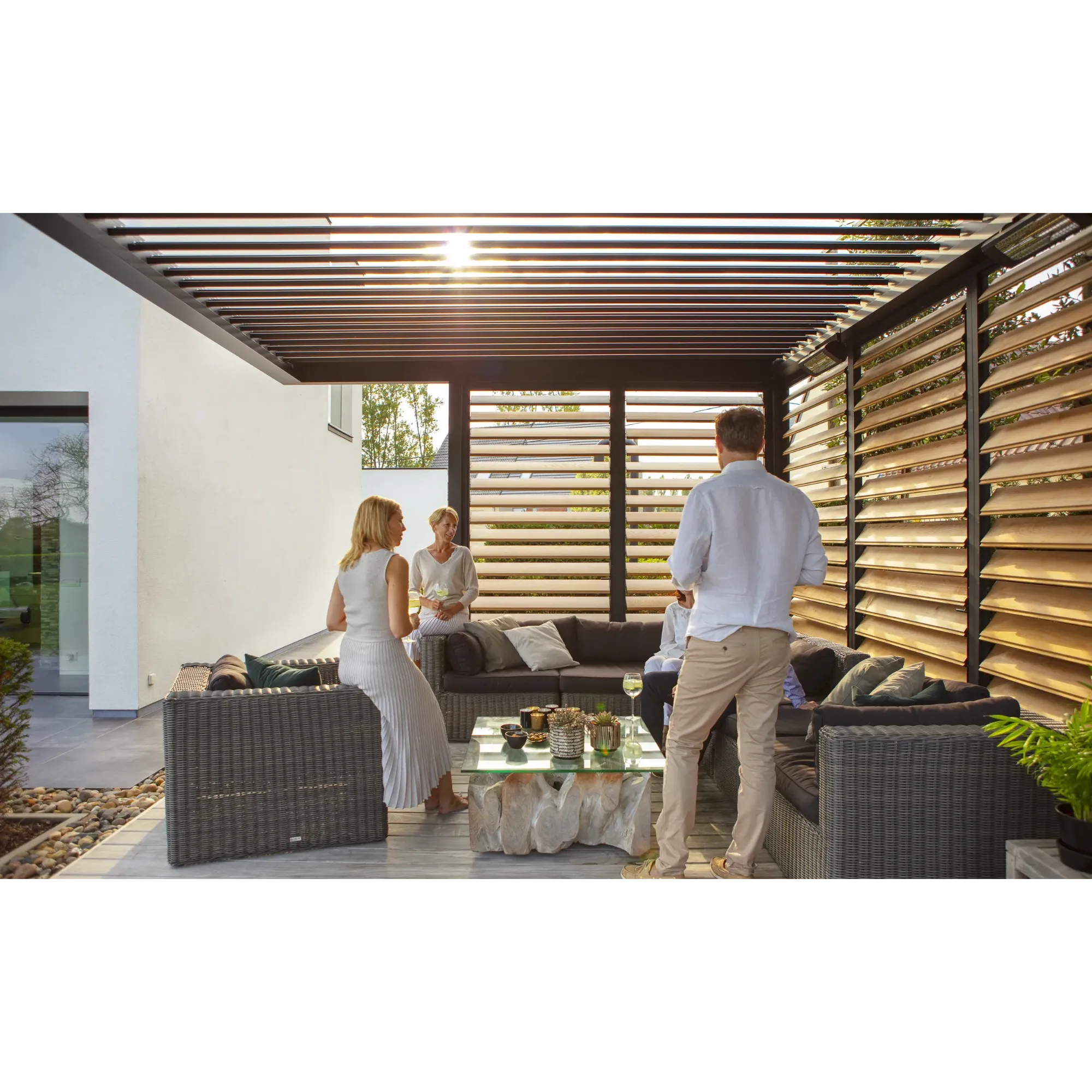 Umbris Aluminium Pergola Hot Tub Project