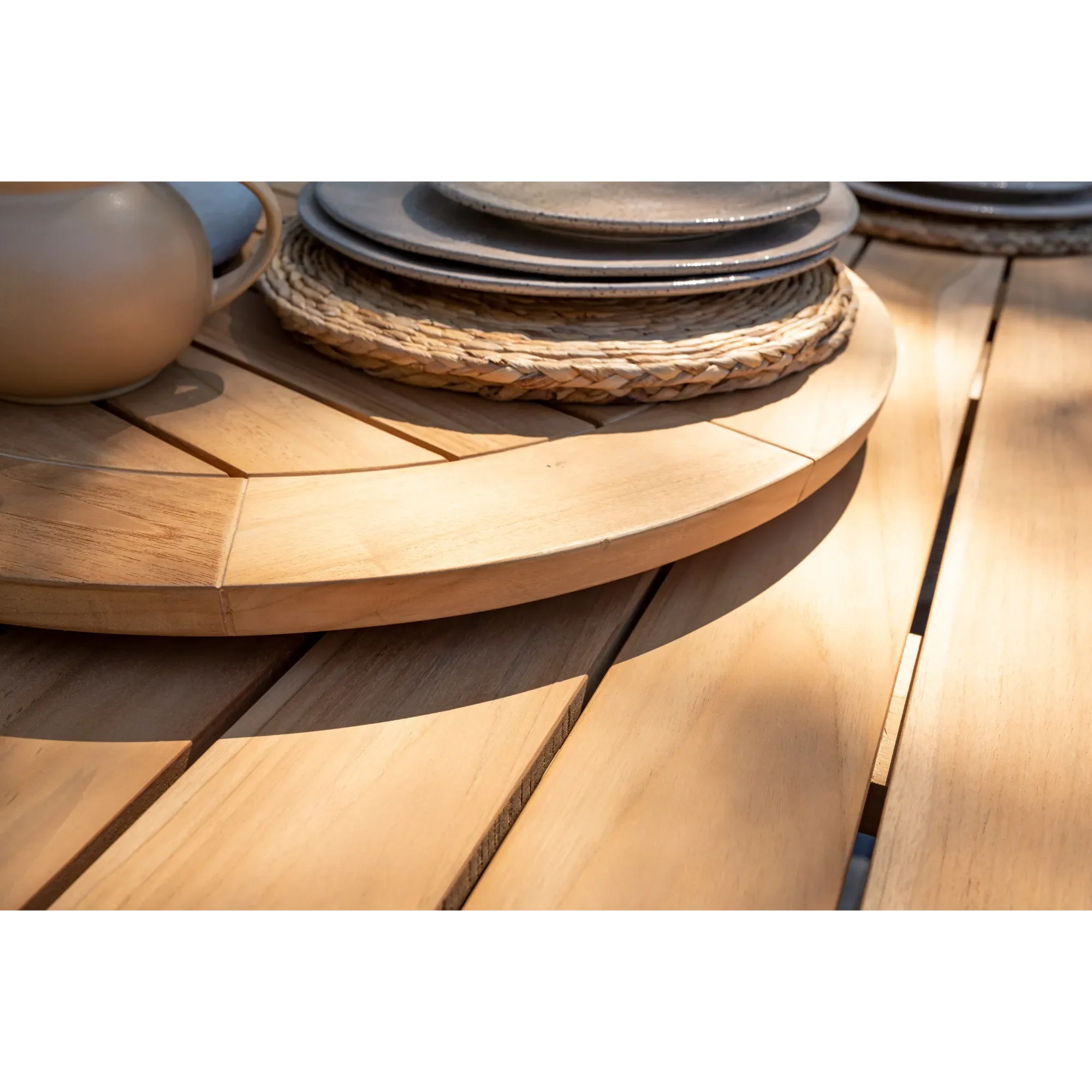 4 Seasons Outdoor Prado Dining Table 160 cm Ø With Natural Teak Top And Teak Legs