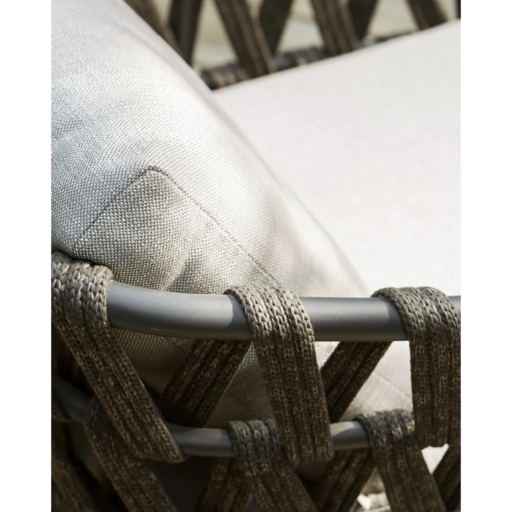 Vincent Sheppard Leo Lounge Chair