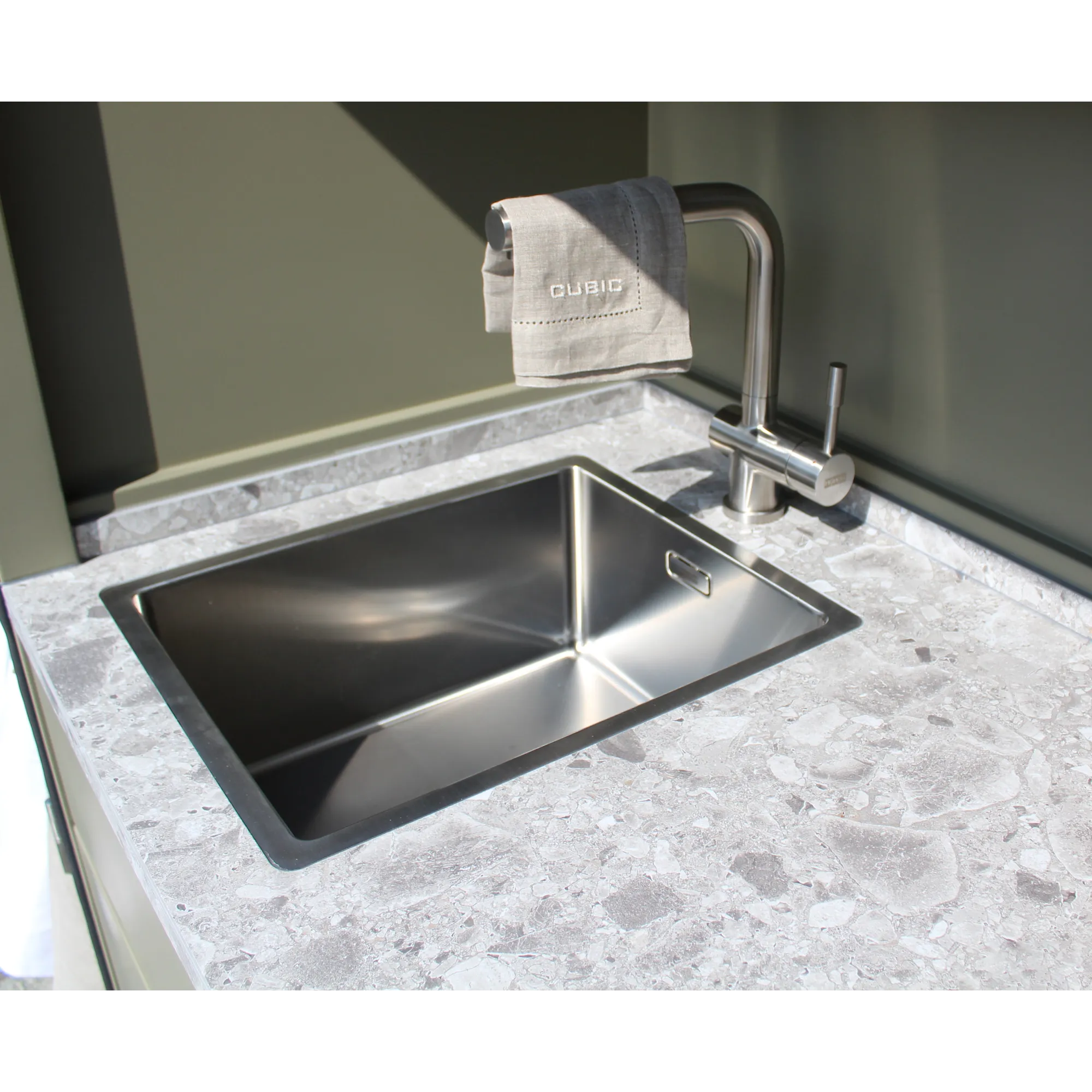 CUBIC Kitchen In A Cupboard