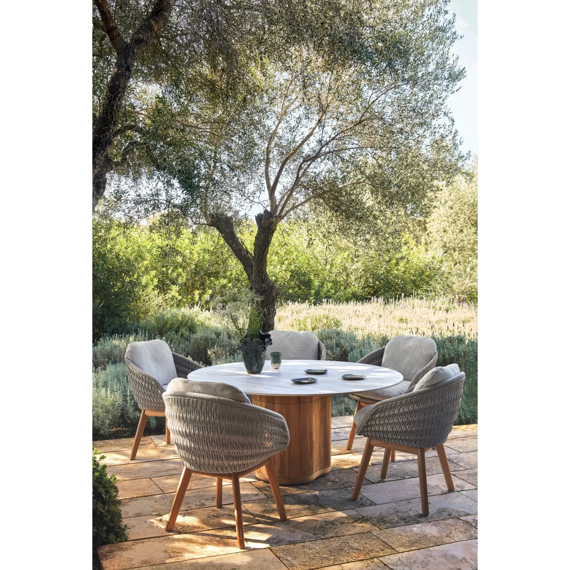 Manutti Ogado Low Dining Table with 148 cm Width ,66 cm Height & Ceramic Table Top