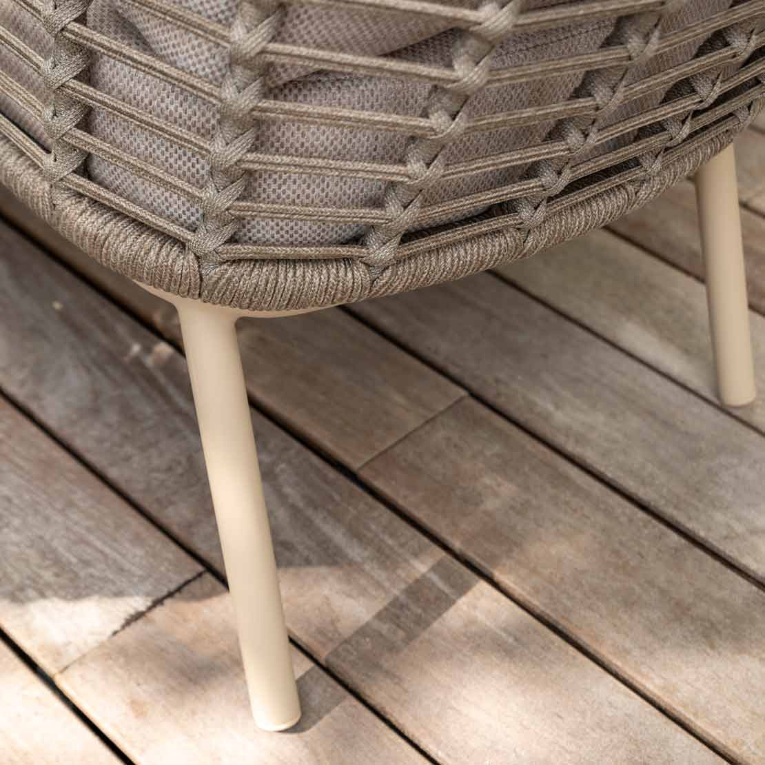 4 Seasons Outdoor Puglia Low Dining chair Latte with 2 cushions