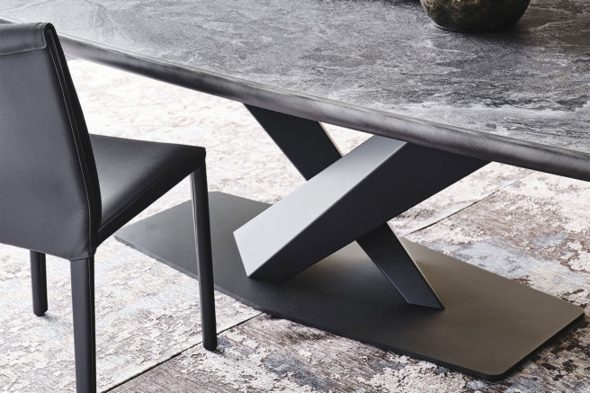 Cattelan Italia Stratos Keramik Premium Barrel-Shaped Dining Table – 300x128x73h