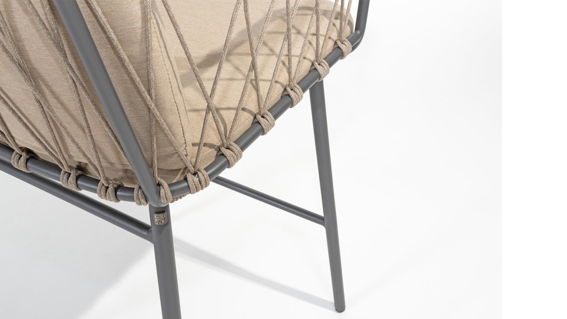 4 Seasons Outdoor Taverne And Prego 6 Seat Bar Set