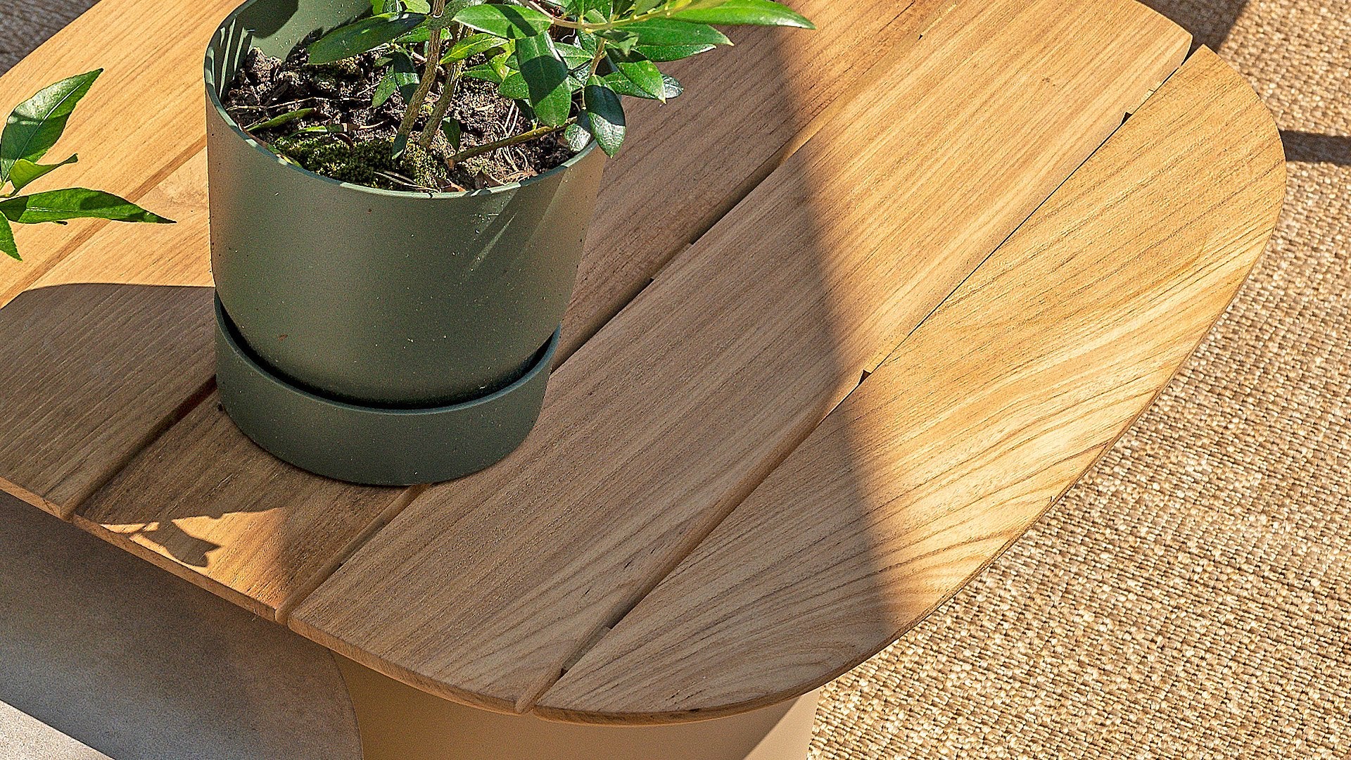 4 Seasons Outdoor Olivia Lounge Set With Demi Coffee Tables