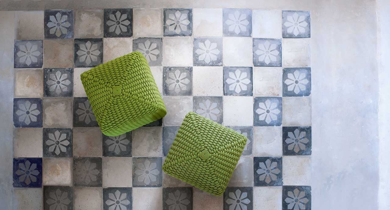 Paola Lenti Tide Poufs
