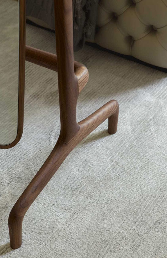 Porada Timothy Mirror