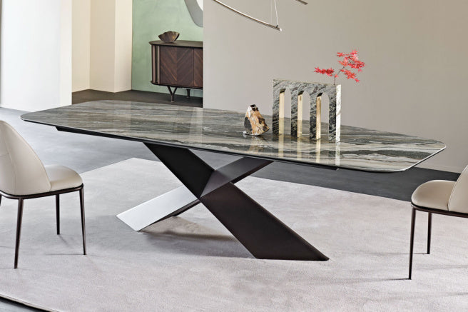 Cattelan Italia Tyron Keramik Biscuit-Shaped Dining Table – 200x120x74h