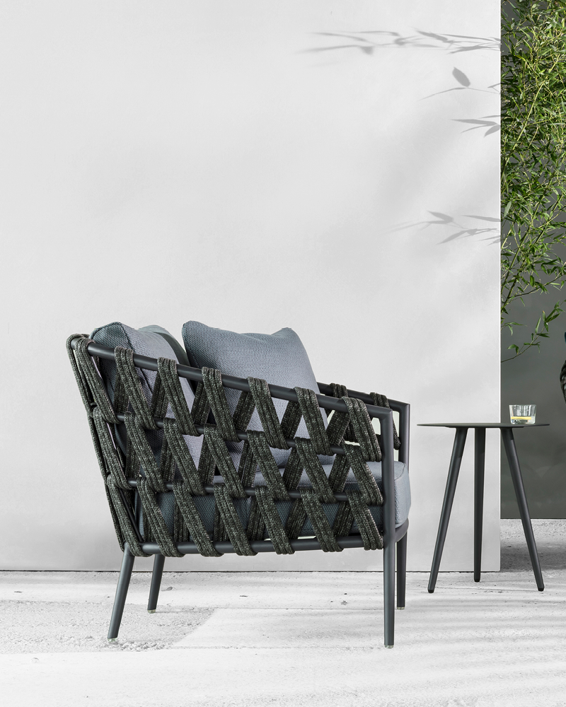 LEO LOUNGE CHAIR QUICK SHIP SET ZINC INCLUDING CUSHIONS