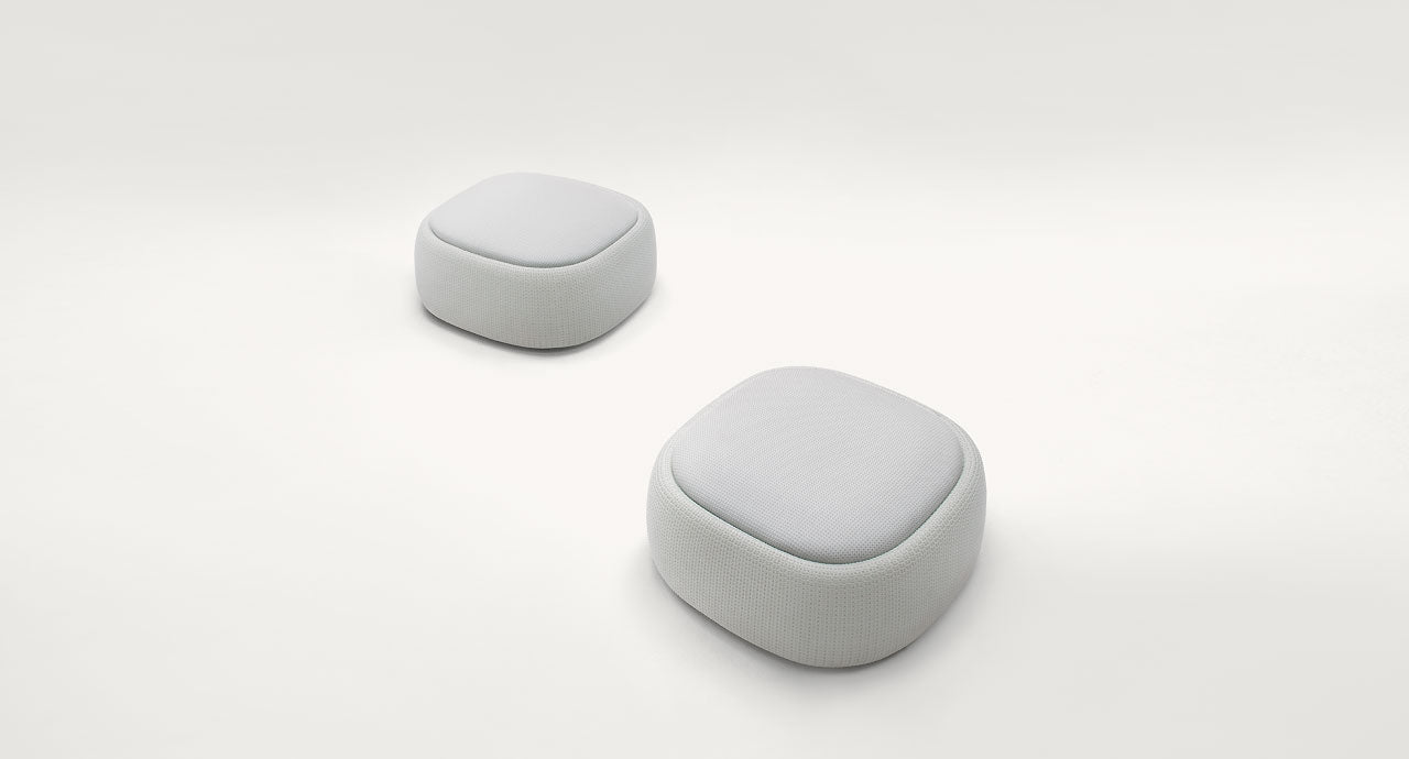 Paola Lenti Lenti Smile Poufs