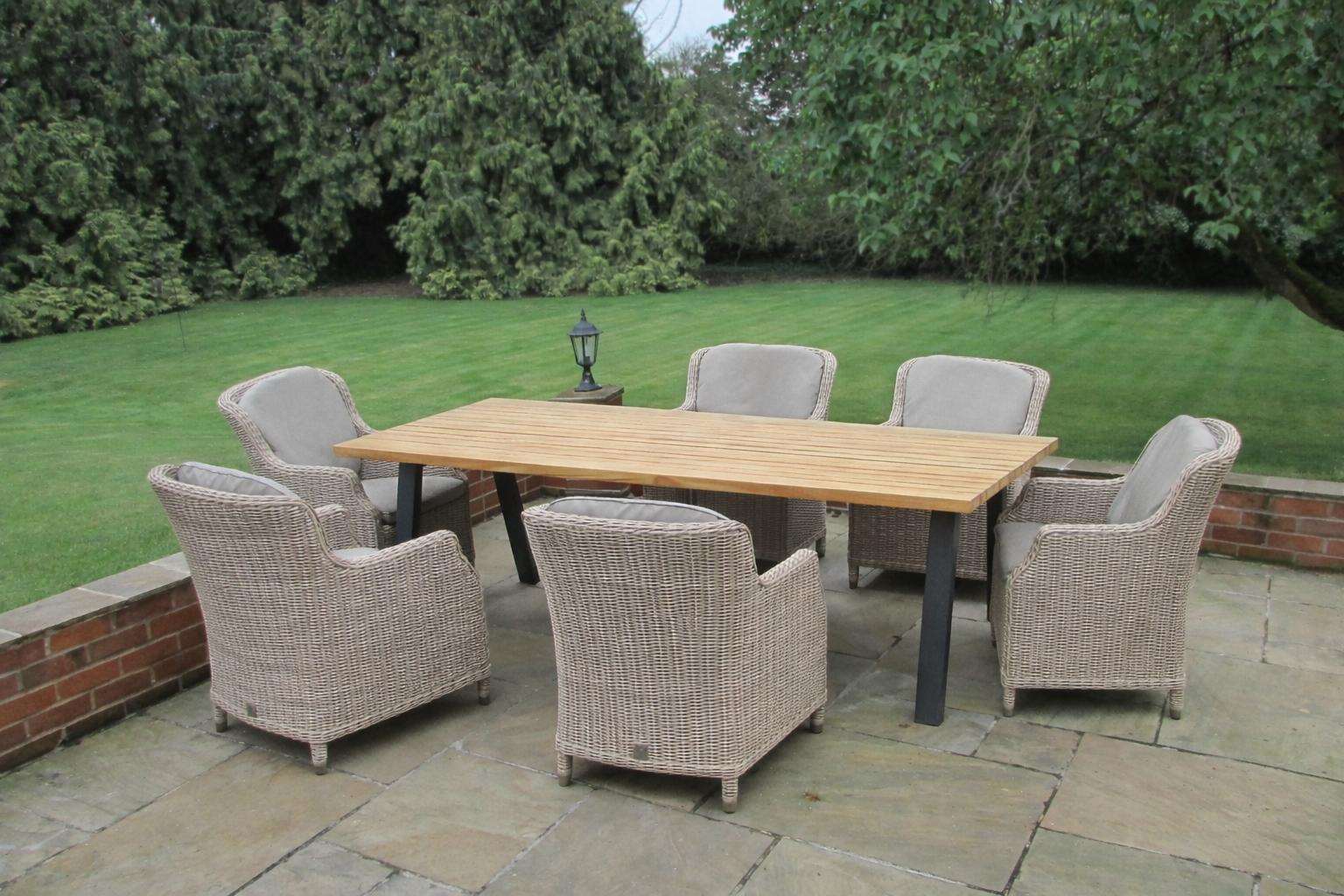 4 Seasons Outdoor Brighton 6-Seater Dining Set with Ambassador Teak 240cm Table