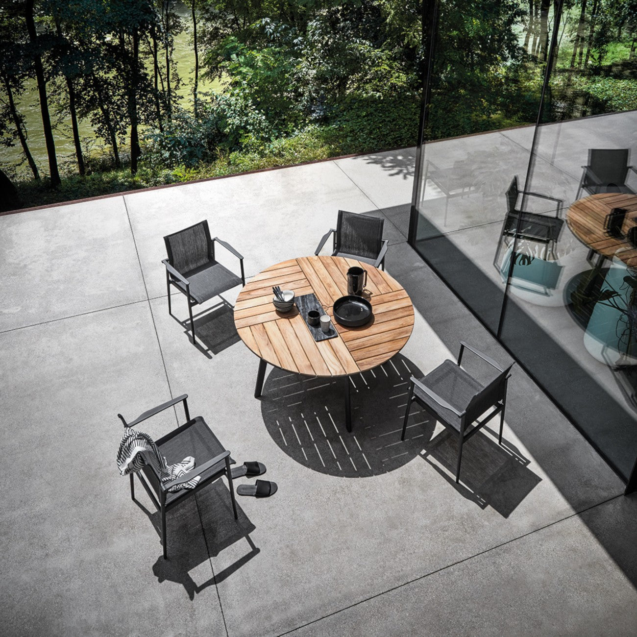 Gloster 180 Stacking Chair with Aluminium Arms