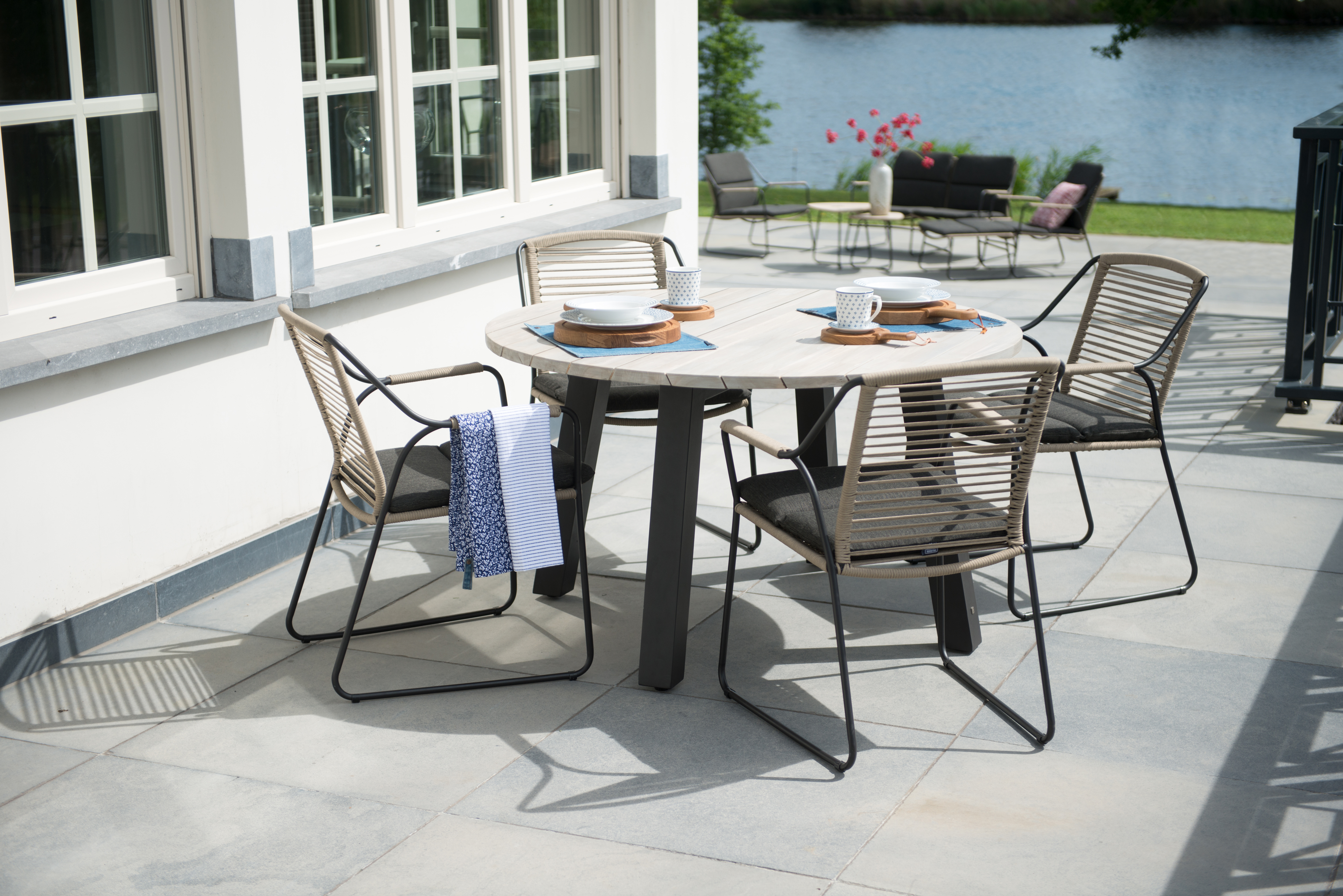 4 Seasons Outdoor Scandic Dining Chair With Cushion (Packed In 2's)