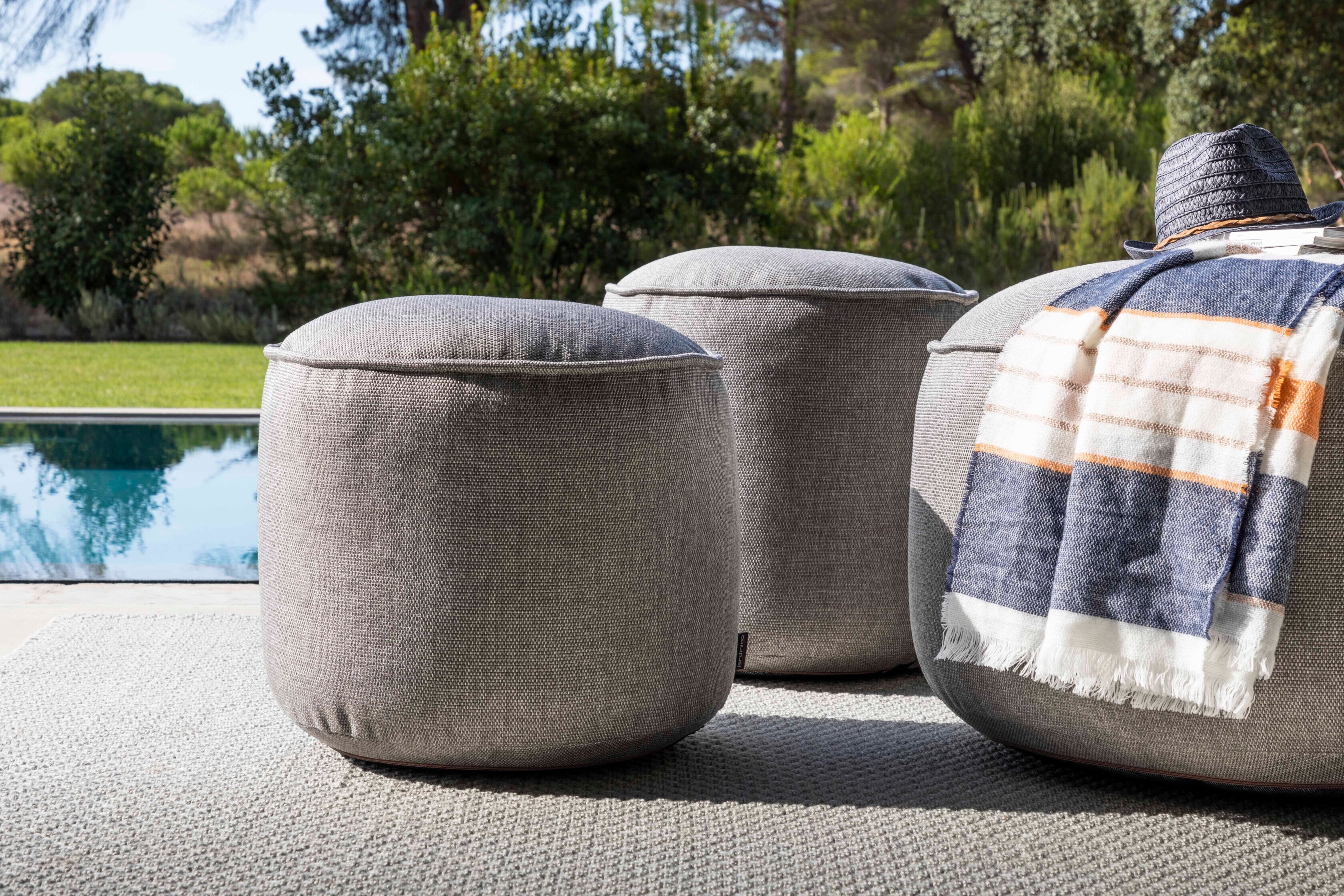 Jardinico Poufs | Bay