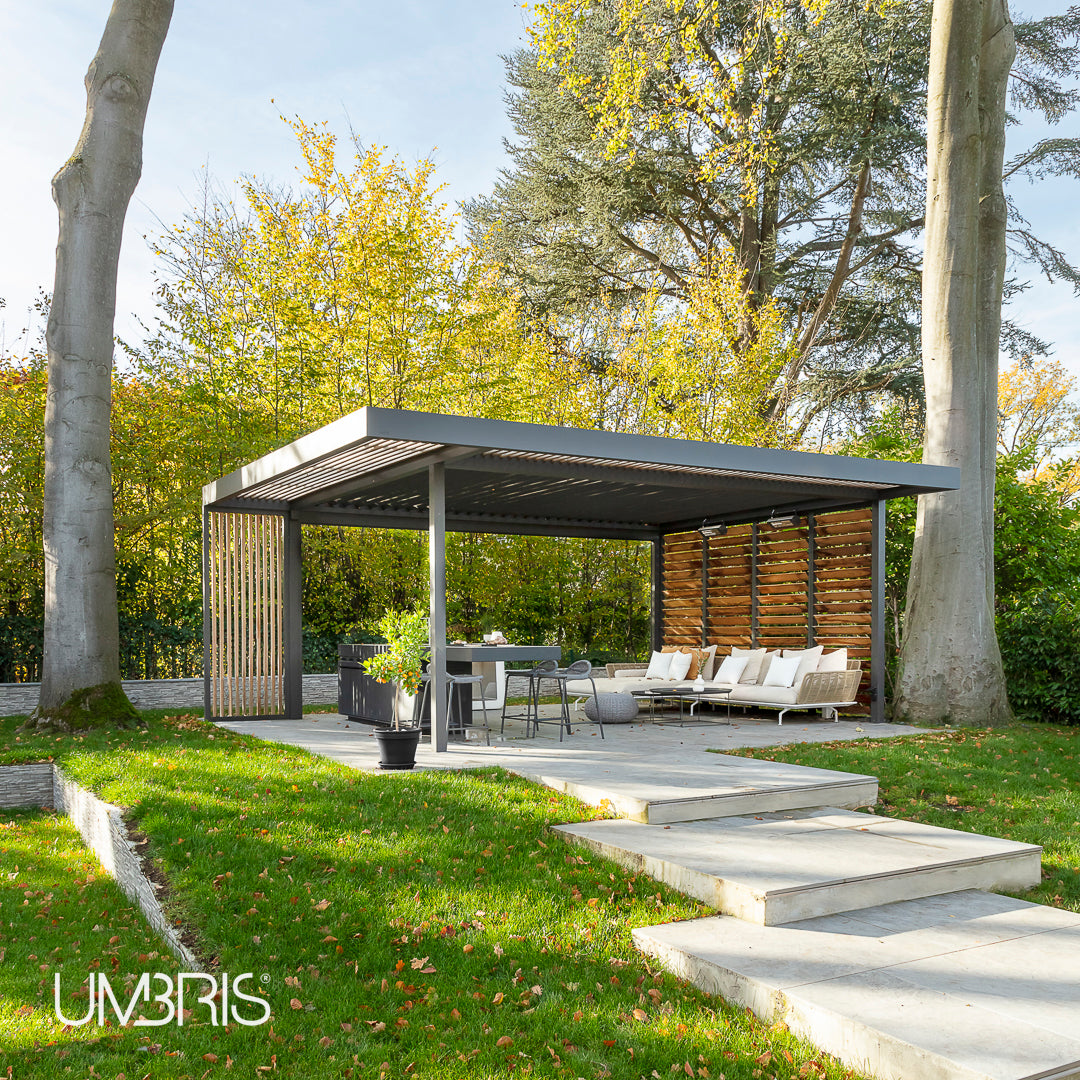 Umbris Free-Standing Outdoor Retreat