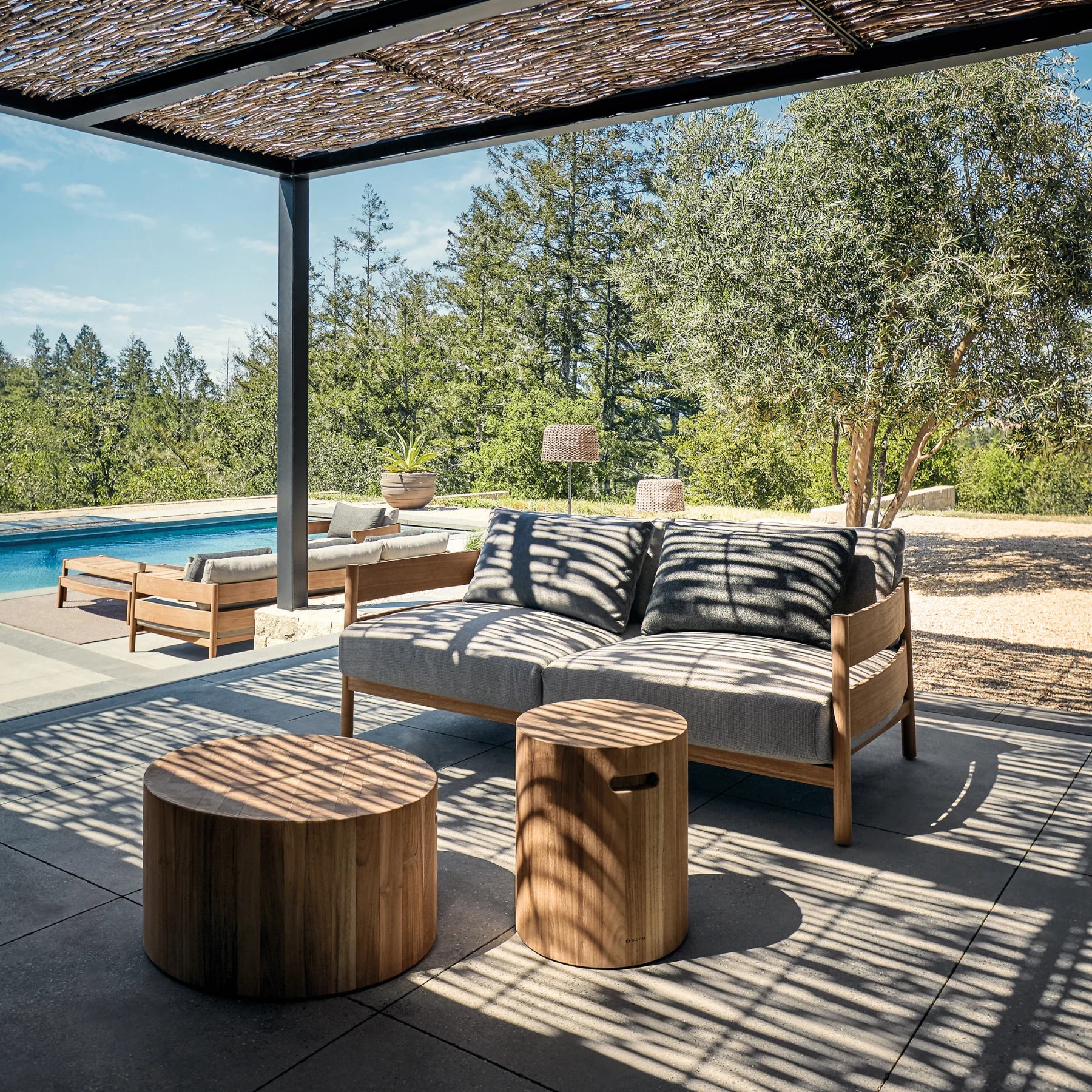 Gloster Block Square and Round Coffee Tables
