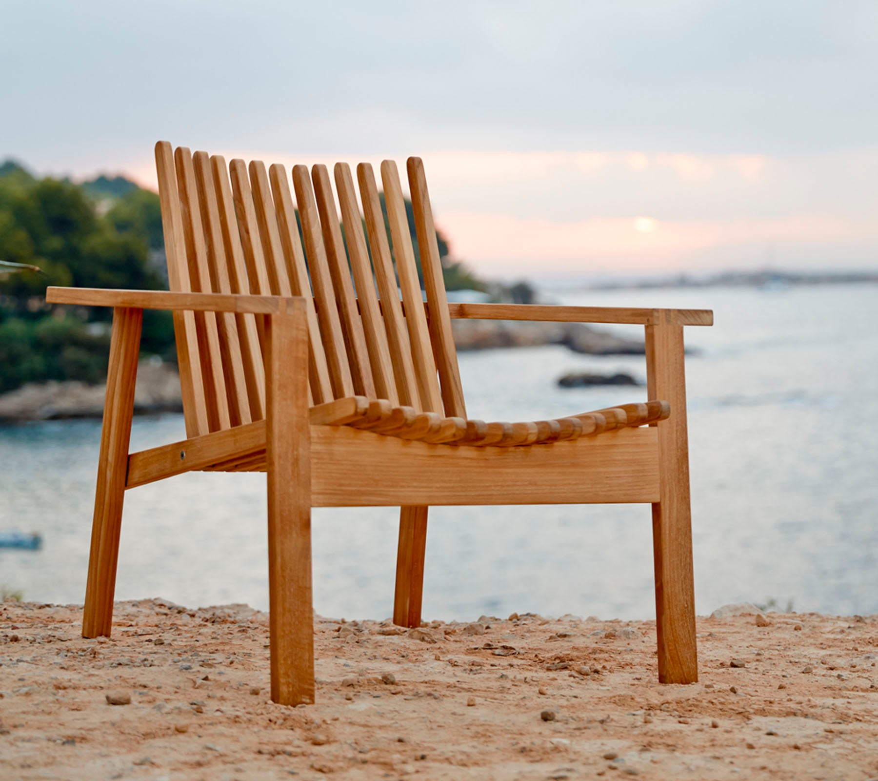 Cane-line Amaze Lounge Stackable Chair