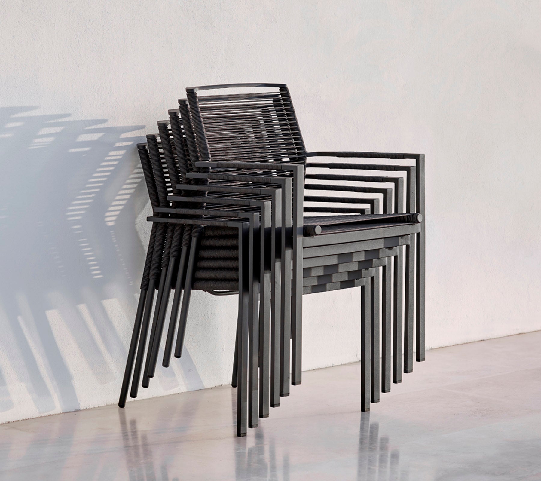 Cane-line Edge Stackable Armchair