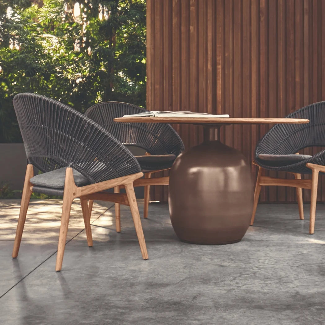 Gloster Kasha 120cm Round Dining Table