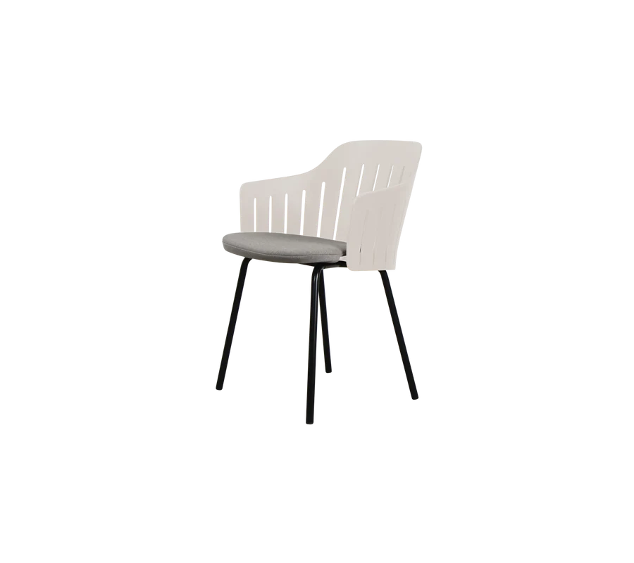Sand polypropylen up to 98% recyclede_Black galvanized steel w/4legs