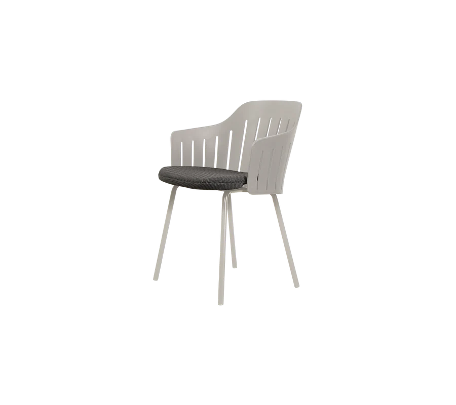 Cane-line Choice chair with 4 legs