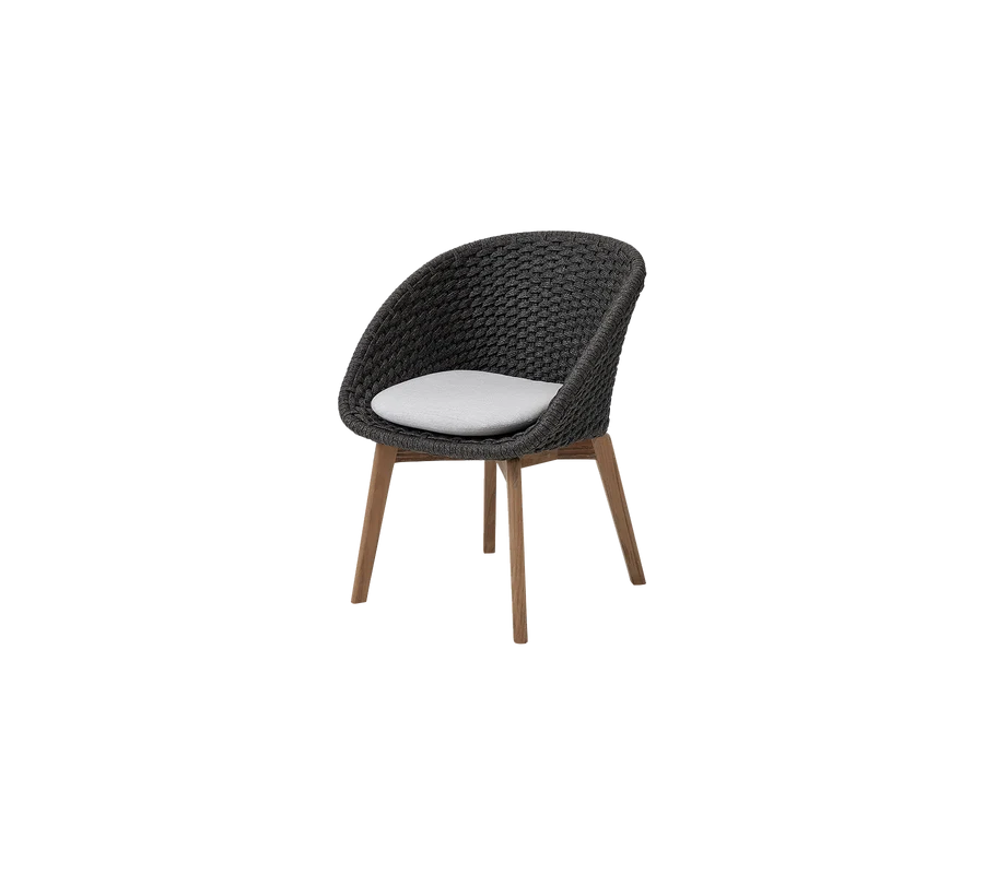 Cane-line Peacock Chair with Teak Legs