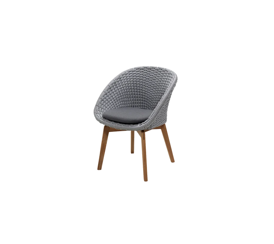 Cane-line Peacock Chair with Teak Legs