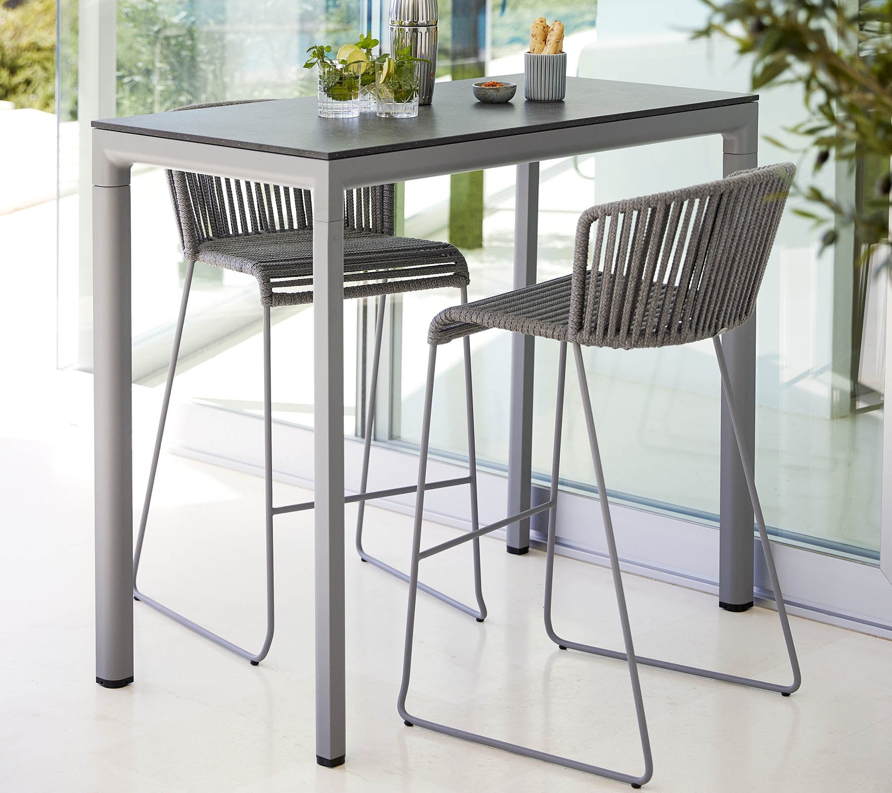 Cane-line Moments Bar Chair Stackable