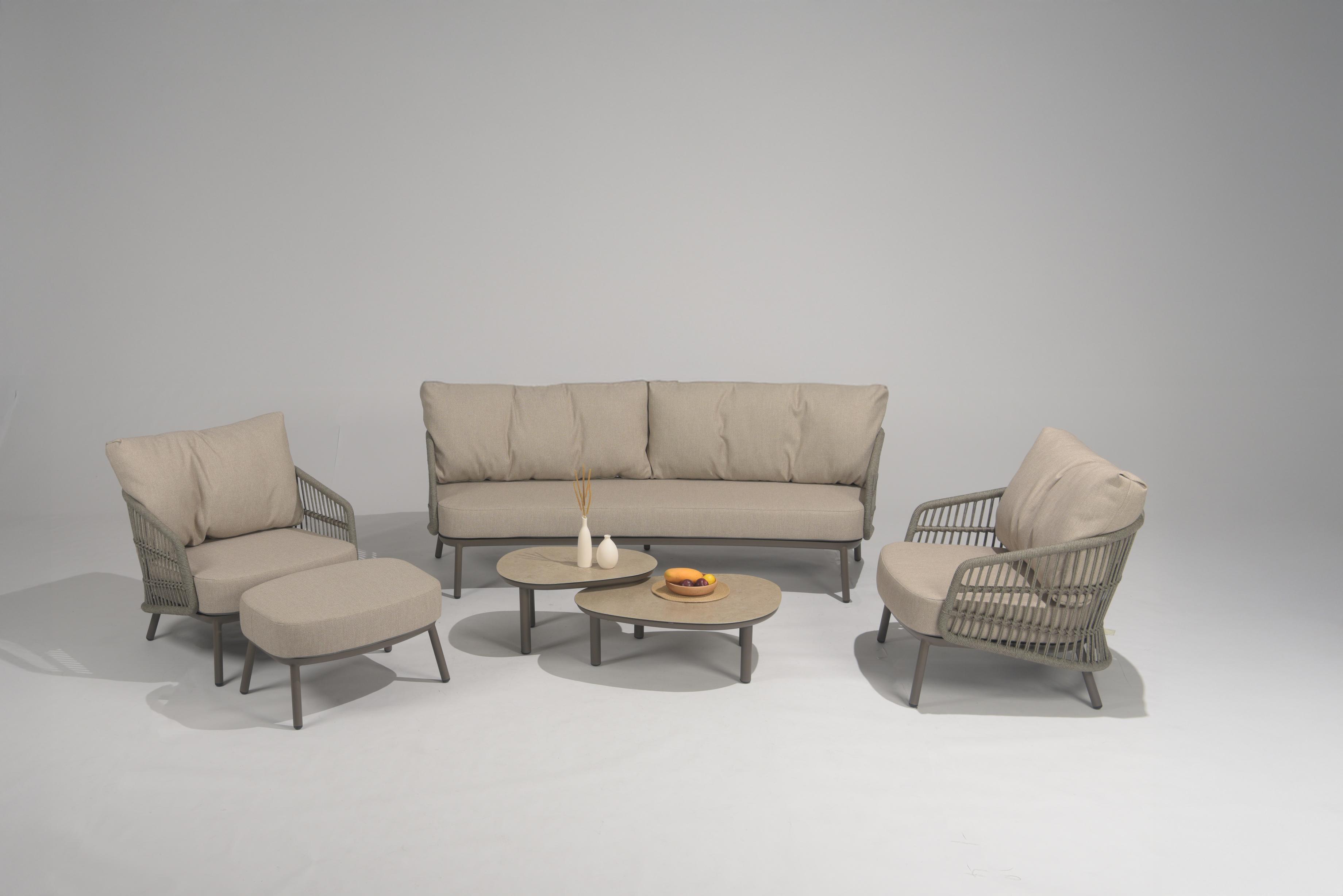 4 Seasons Outdoor Alicante Lounge with Monroe tables & Footstool