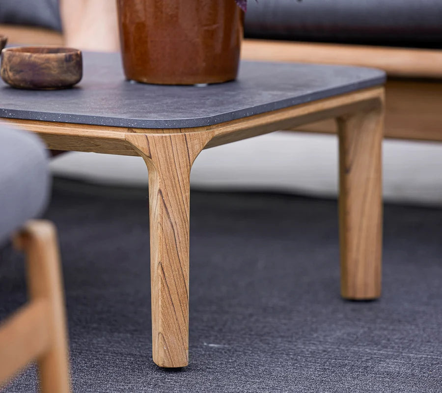 Cane-line Aspect coffee tables