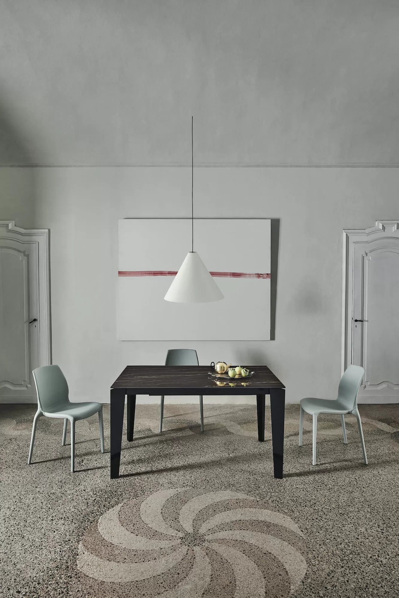 Cruz Xxl Table With Extensions And Lacquered Metal Frame