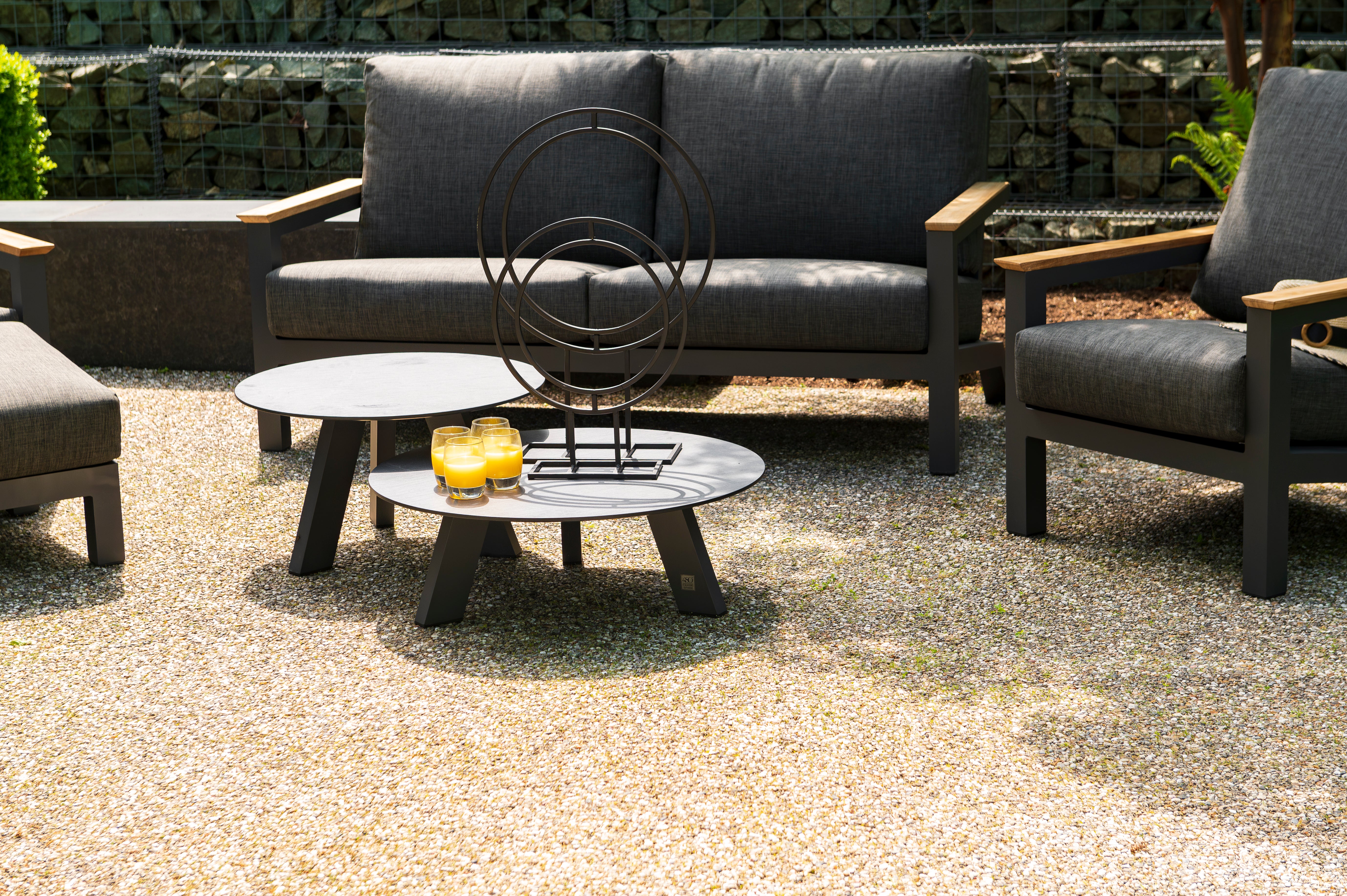 4 Seasons Outdoor Cosmic Coffee Table Round Hpl Slate Anthracite 65 X 35 Cm