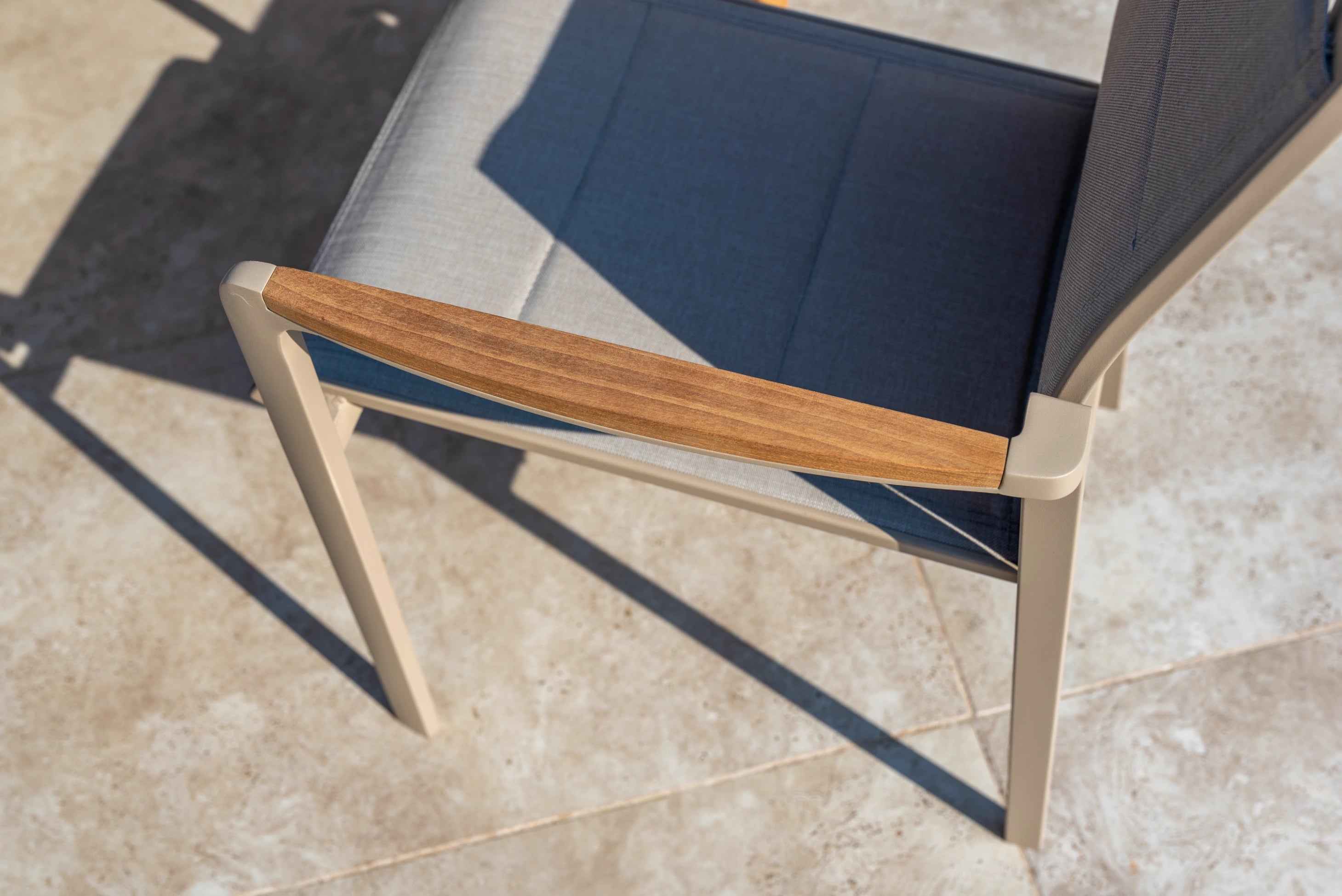 4 Seasons Outdoor Cortina stacking chair latte