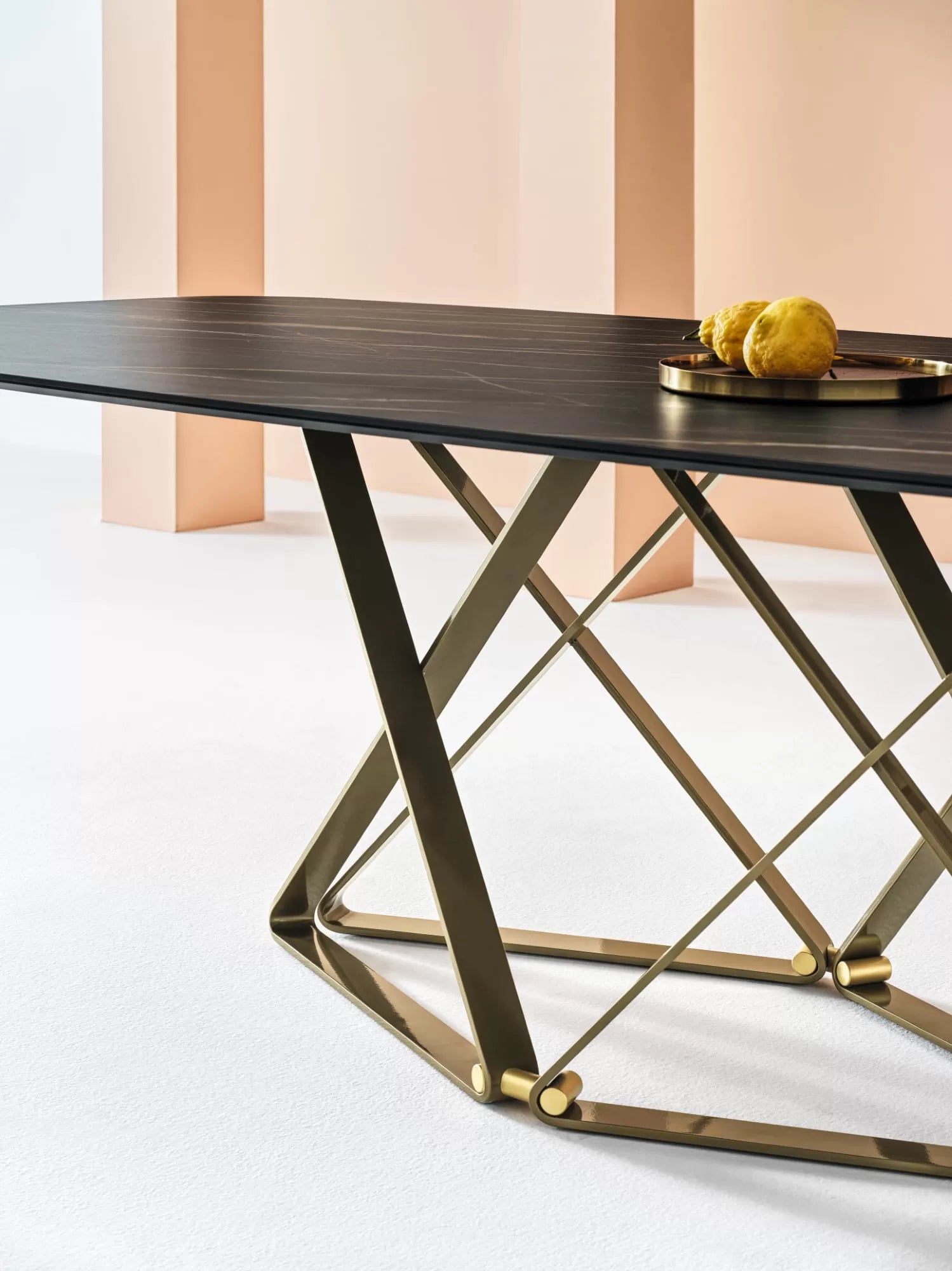 Delta Fixed Table With Barrel Shaped Top With Lacquered Metal Frame And Decorative Details 53 26