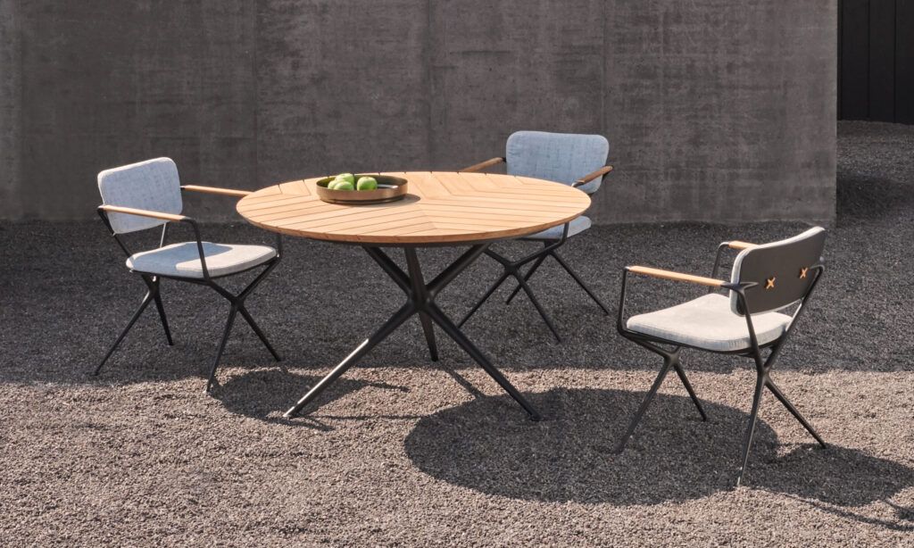 Exes Table Round Ø160 Cm Alu Legs Sand - Table Top Ceramic Pearl Grey