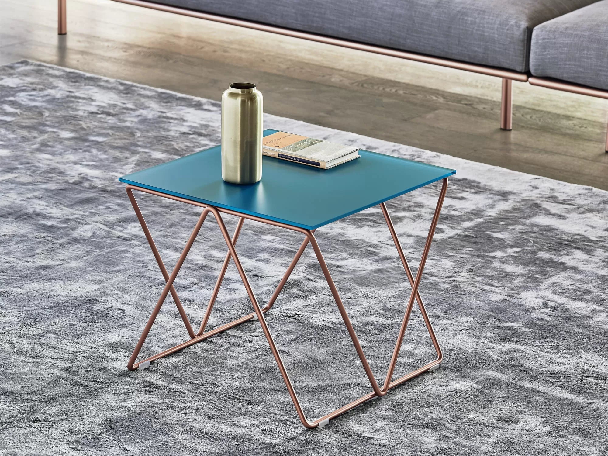 Flexus Coffee Table With Lacquered Metal Frame 07 77