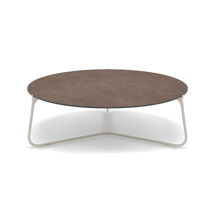 Manutti Mood Coffee Table With 100 cm width and 33 cm Height